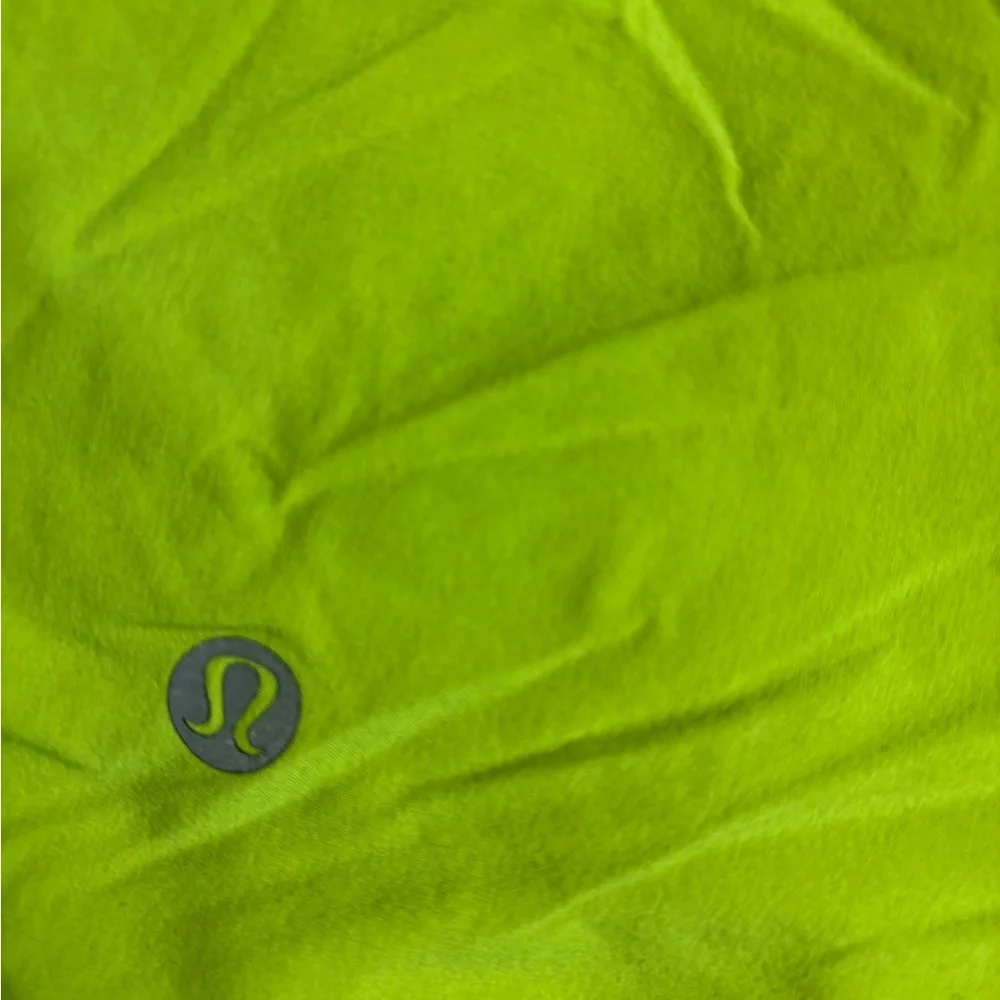 lululemon athletica Men's Bright Lime Shorts - Picture 3 of 9